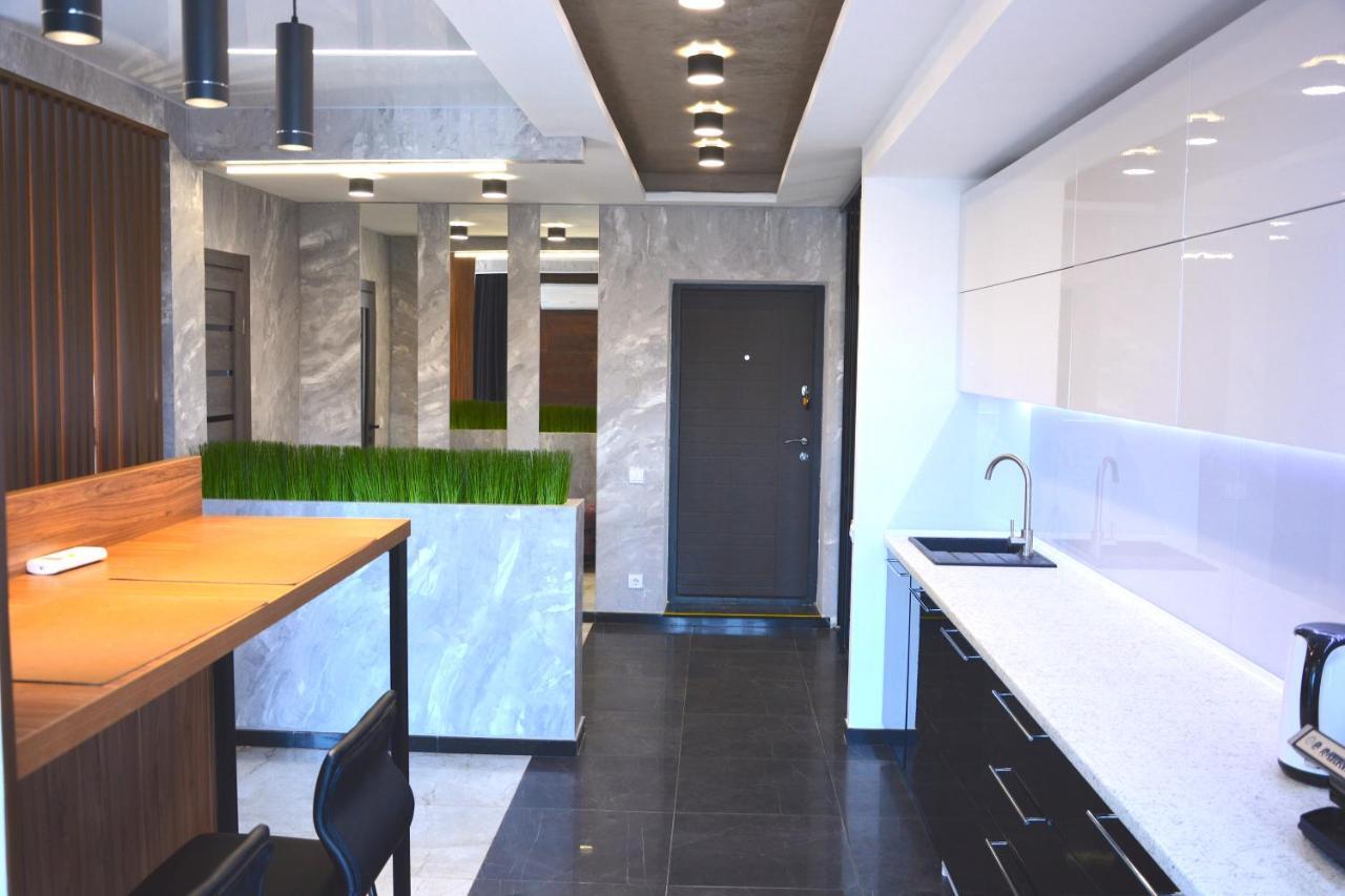 River Park Apartments Днепър Екстериор снимка
